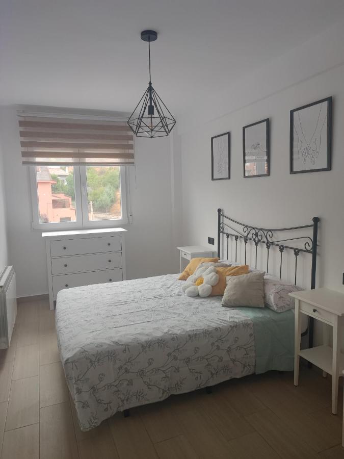 Apartamento Buen Recuerdo Камарена-де-ла-Сьєрра Екстер'єр фото